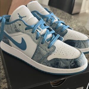 Brand New Nike Denim Blue and White Low-Top Sneakers
